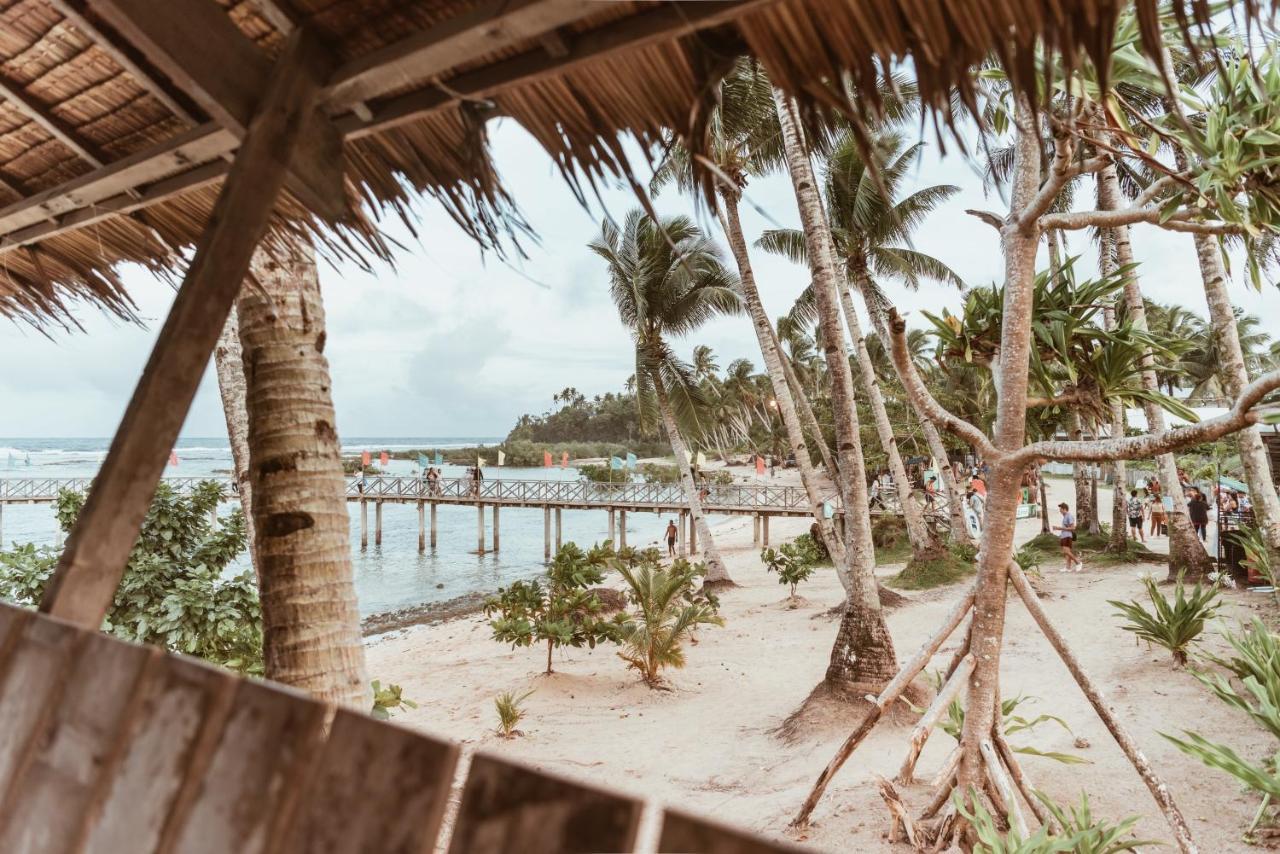 Alon Cloud9 Beach Front Catangnan Ngoại thất bức ảnh